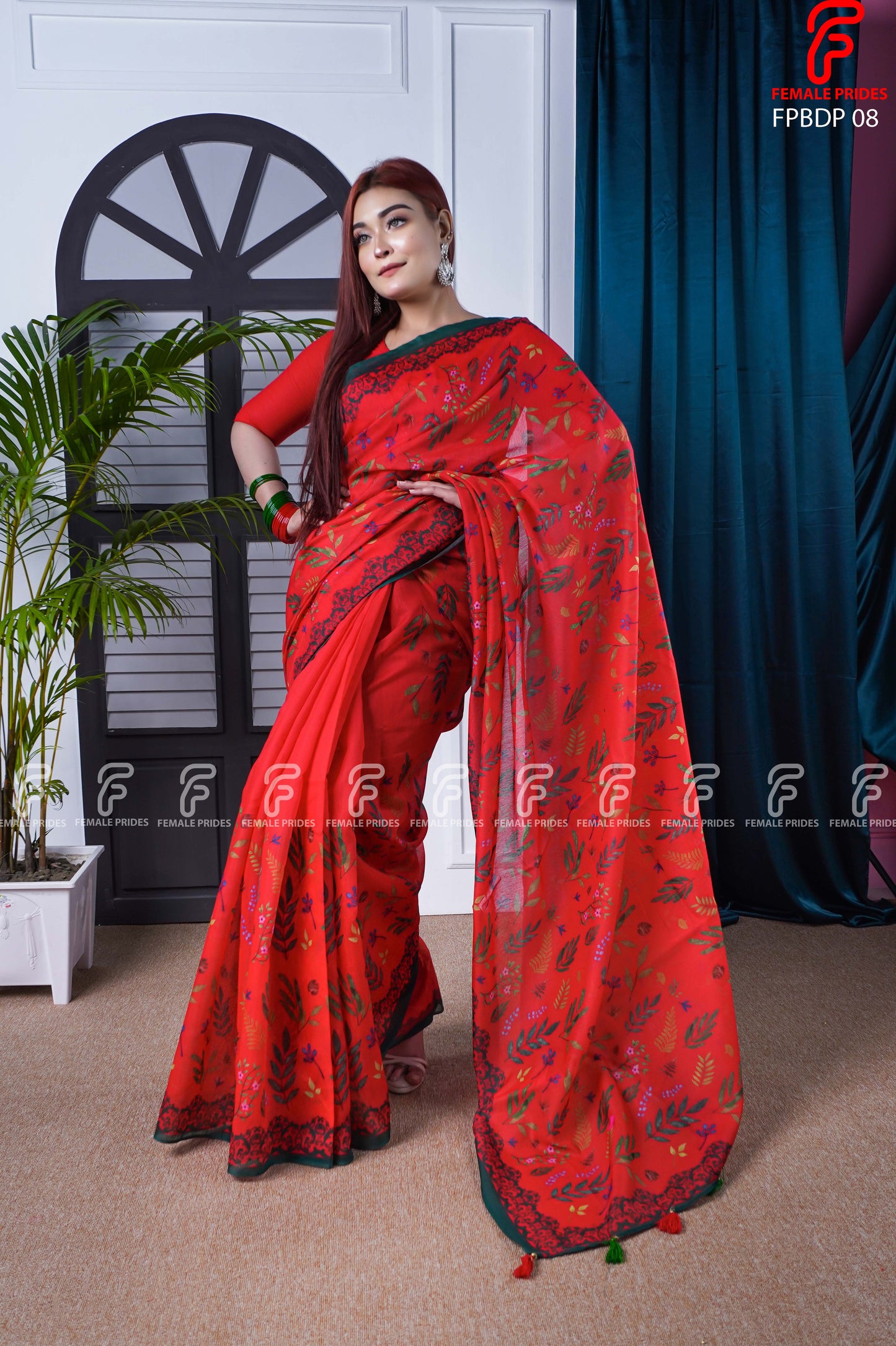 চমৎকার ডিজাইনের প্রিমিয়াম সফট সিল্ক শাড়ি-FPBDP08