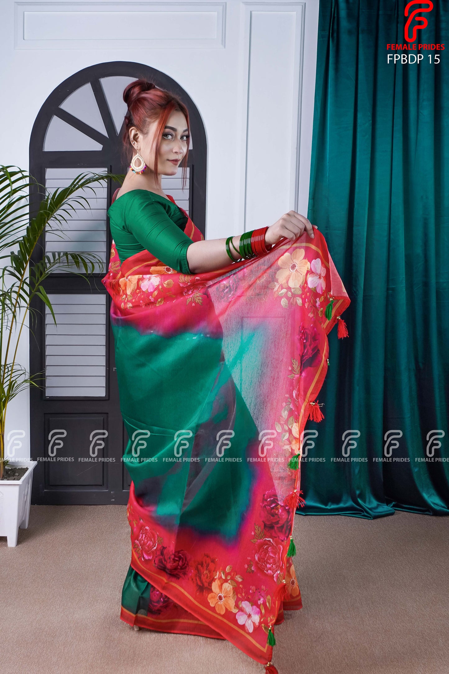 চমৎকার ডিজাইনের প্রিমিয়াম সফট সিল্ক শাড়ি-FPBDP15