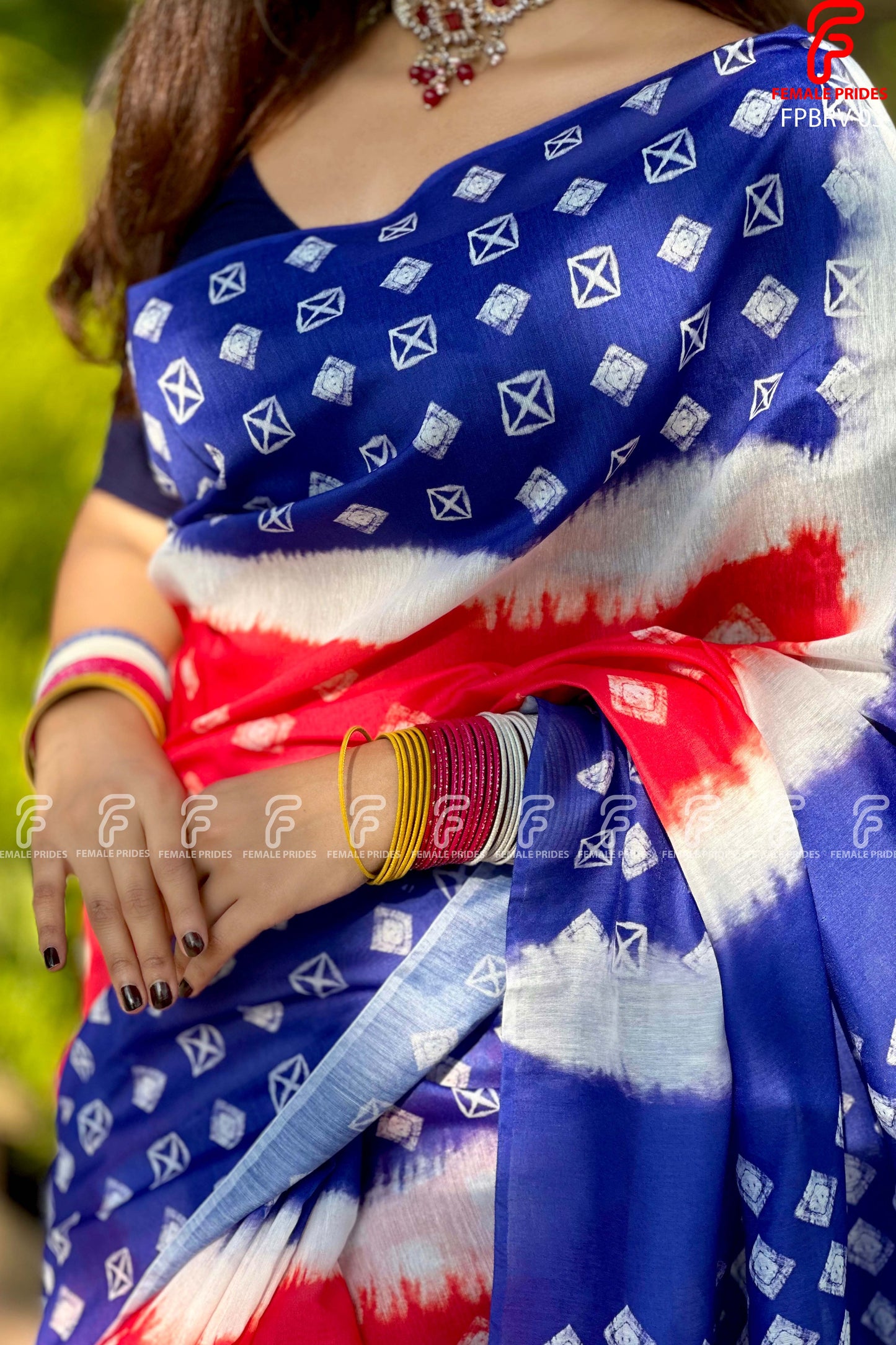 চমৎকার ডিজাইনের প্রিমিয়াম সফট সিল্ক শাড়ি-FPBRB03